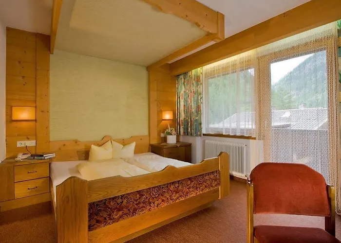 Neue Post Отель Зёльден